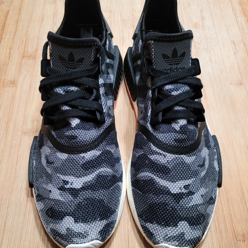 Adidas NMD R1 - Picture 4 of 5